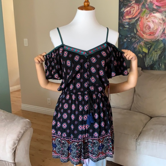 Xhilaration Pants - Xhilaration Off shoulder shorts romper NWT